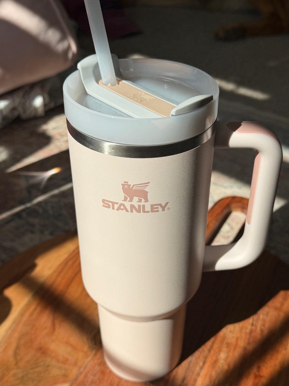 Stanley Insulated Travel Mug in Soft Pink with Handle